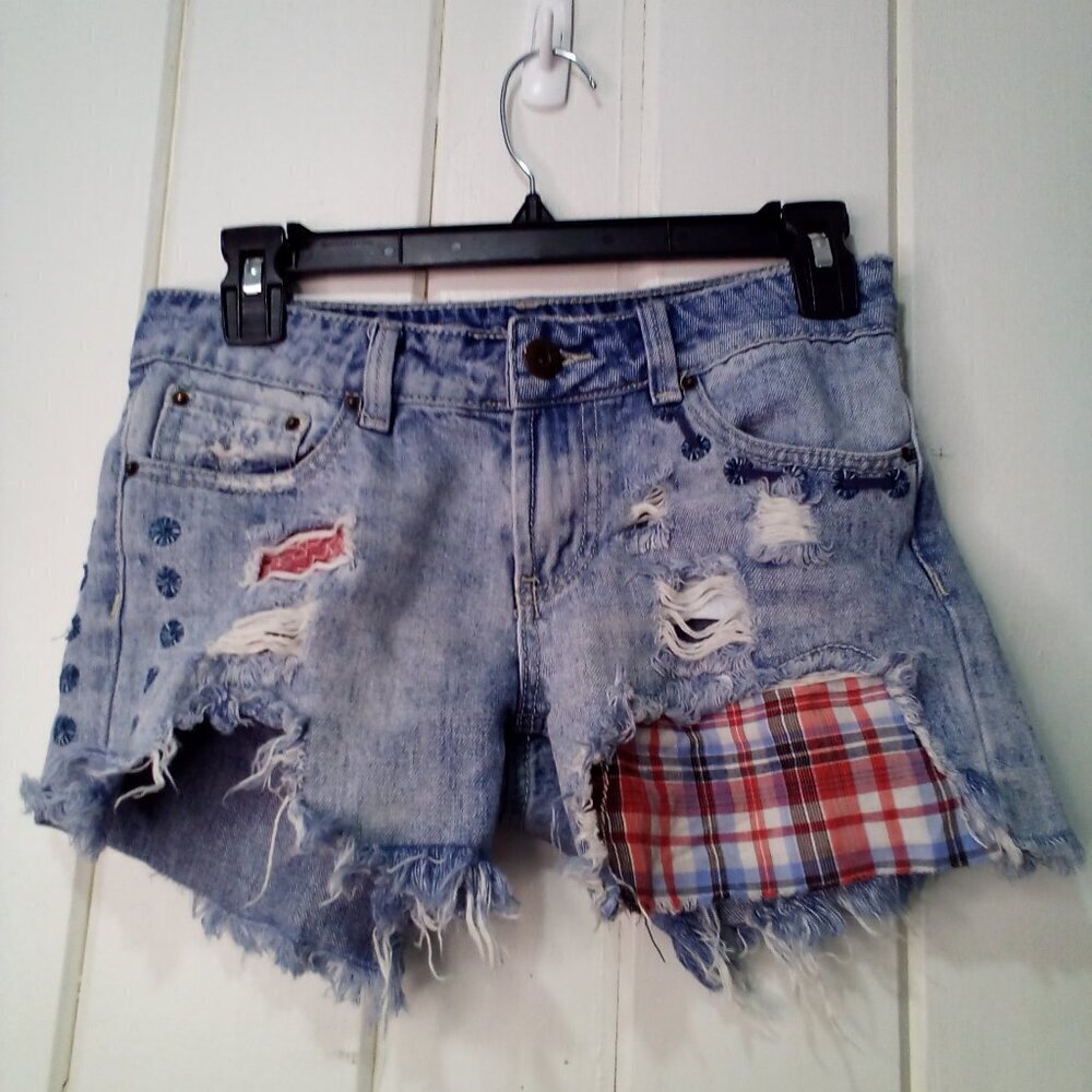 Indigo Rein Denim Shorts Juniors 1 Cut-off Raw Hem Distressed Plaid Festival